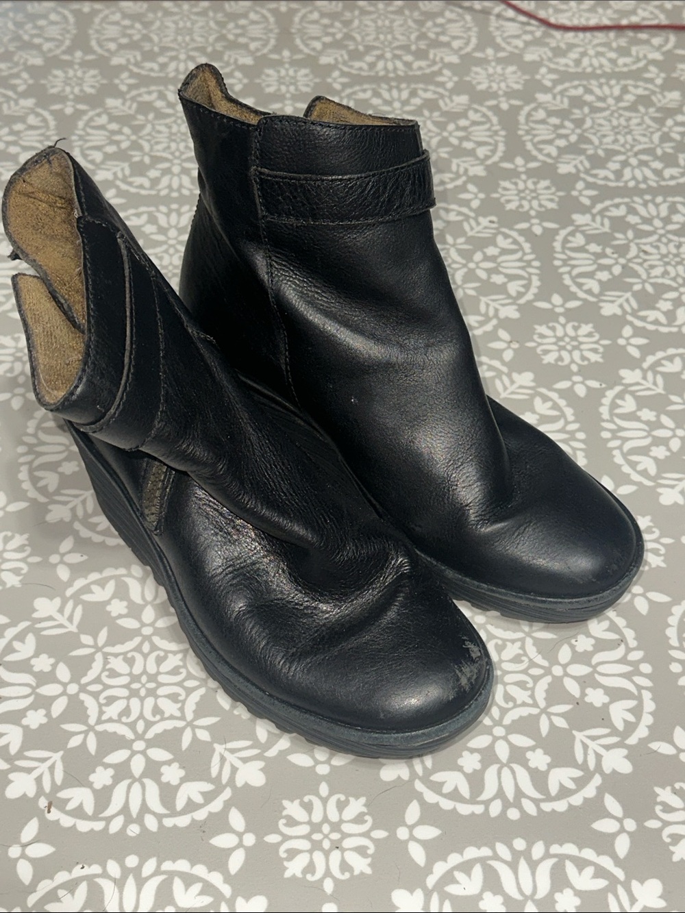 Fly London Women's Black Leather Ankle Boots